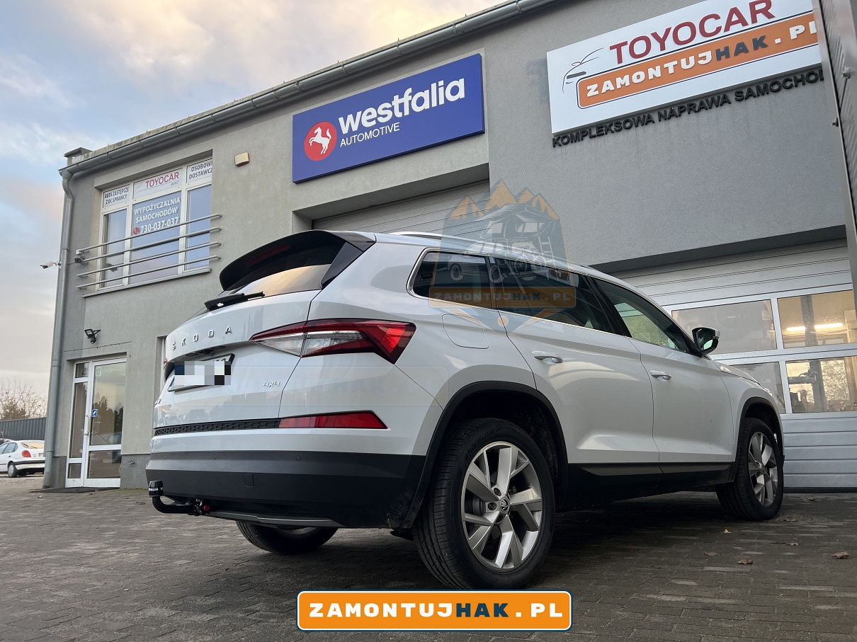 montaz hakow poznan - zdjecie samochodu po montazu haka